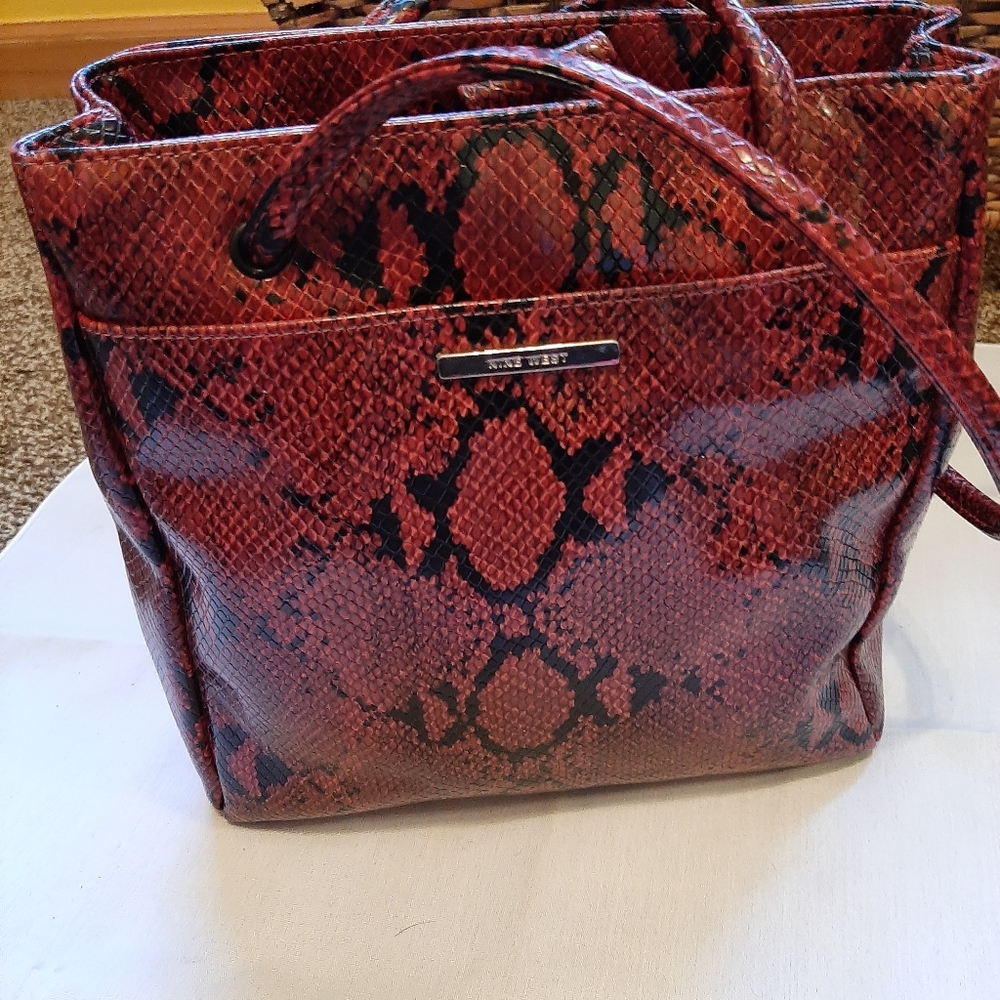Handbag